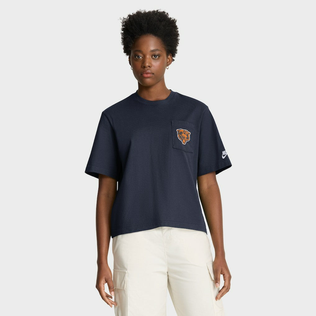 Nike Chicago Bears Women's Rewind Pocket Boxy T-Shirt Navy