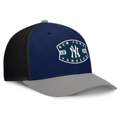 New York Yankees Fanatics Cutoff Adjustable Trucker Hat - Navy/Gray - Fanatics on Sale