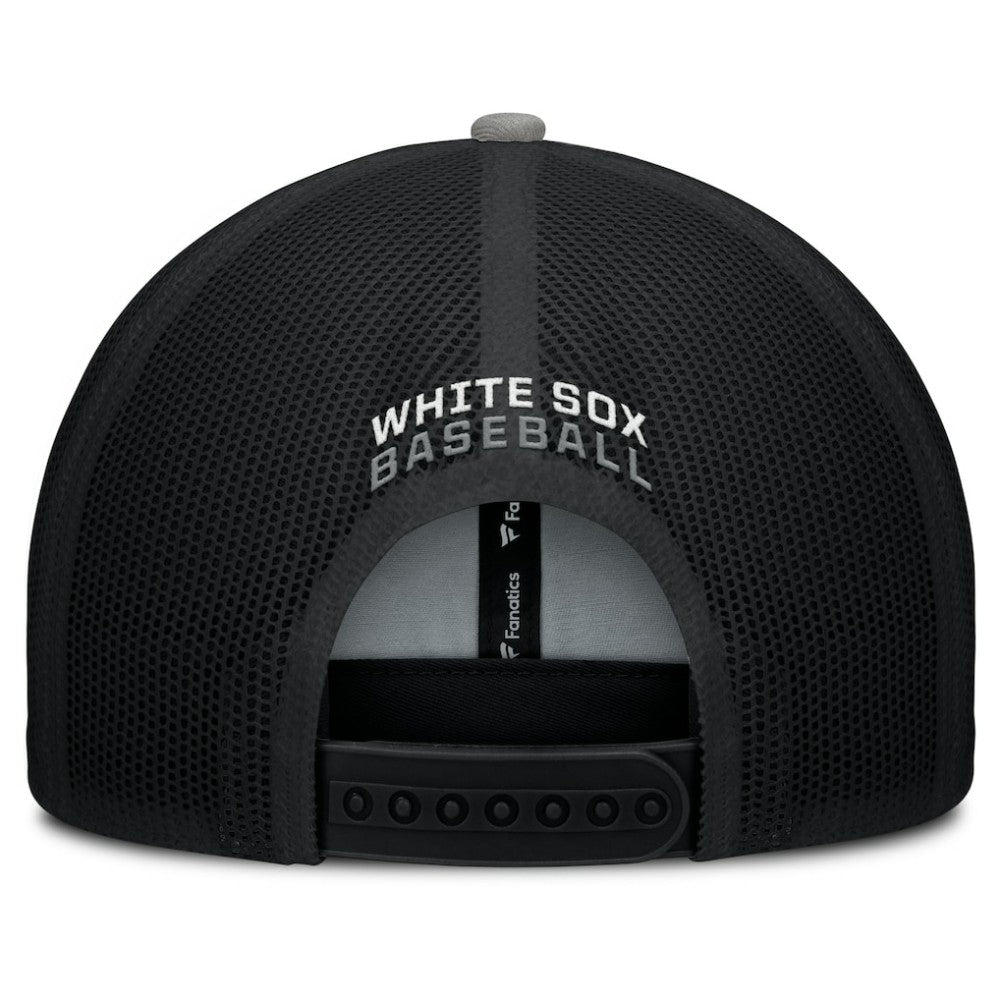 Chicago White Sox Fanatics Cutoff Adjustable Trucker Hat - Black/Gray - Fanatics on Sale