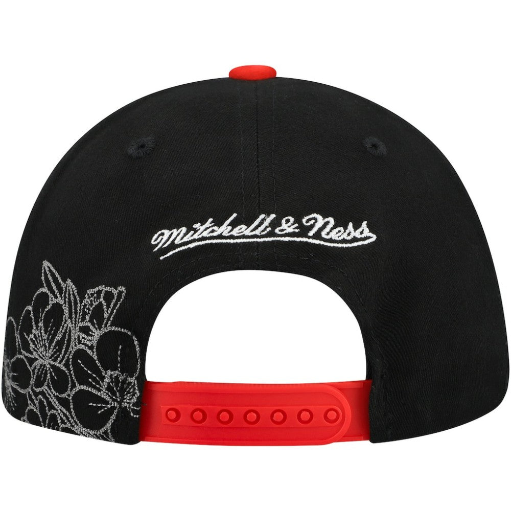 Chicago Blackhawks Mitchell & Ness May Flowers Pro Crown Adjustable Hat - Black/Red - NHL 202492204