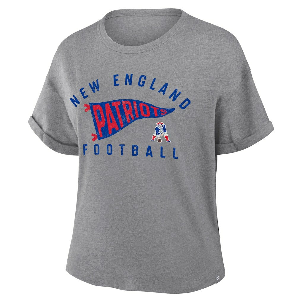 Fanatics New England Patriots Women's Pennant Wave Tribute Tri-Blend Boxy T-Shirt Heather Gray