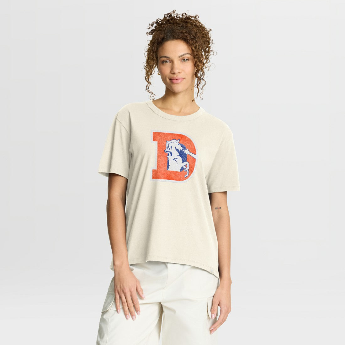 Fanatics Denver Broncos Women's Dove Legacy T-Shirt Cream