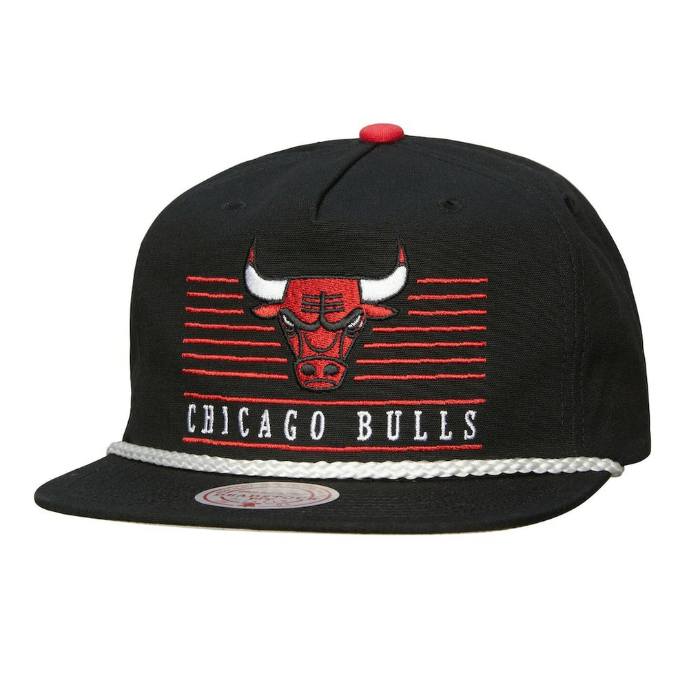 Chicago Bulls Ascend Deadstock Snapback Hat Black | Mitchell & Ness for sale