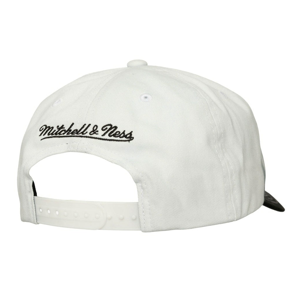 Chicago Bulls Dip Dye Pro Crown Adjustable Hat Black/White | Mitchell & Ness discount