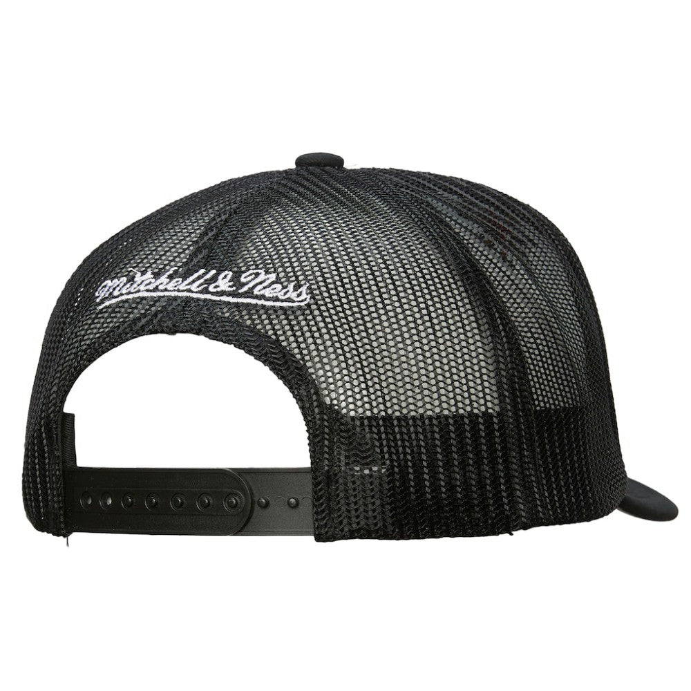 Vegas Golden Knights Mitchell & Ness Gridlock Trucker Adjustable Hat - White/Black - NHL 202545044
