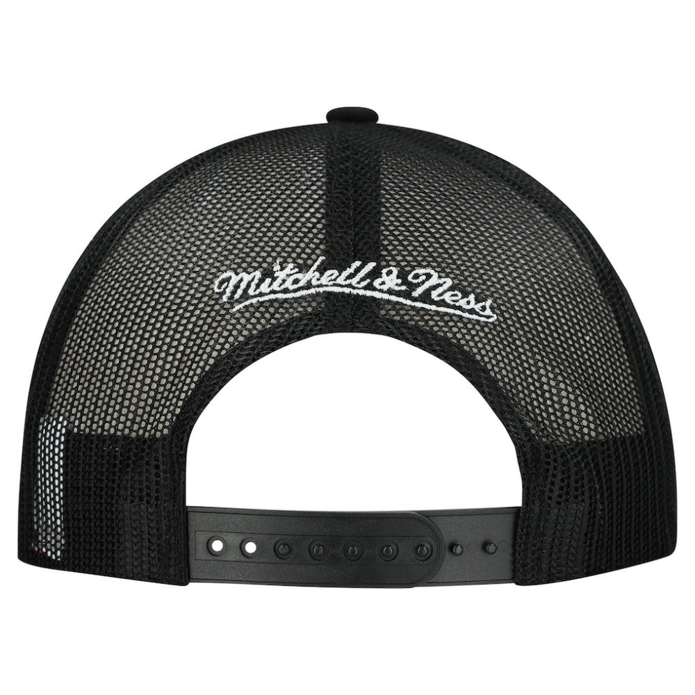 Chicago Blackhawks Mitchell & Ness Gridlock Trucker Adjustable Hat - White/Black - NHL 202545045