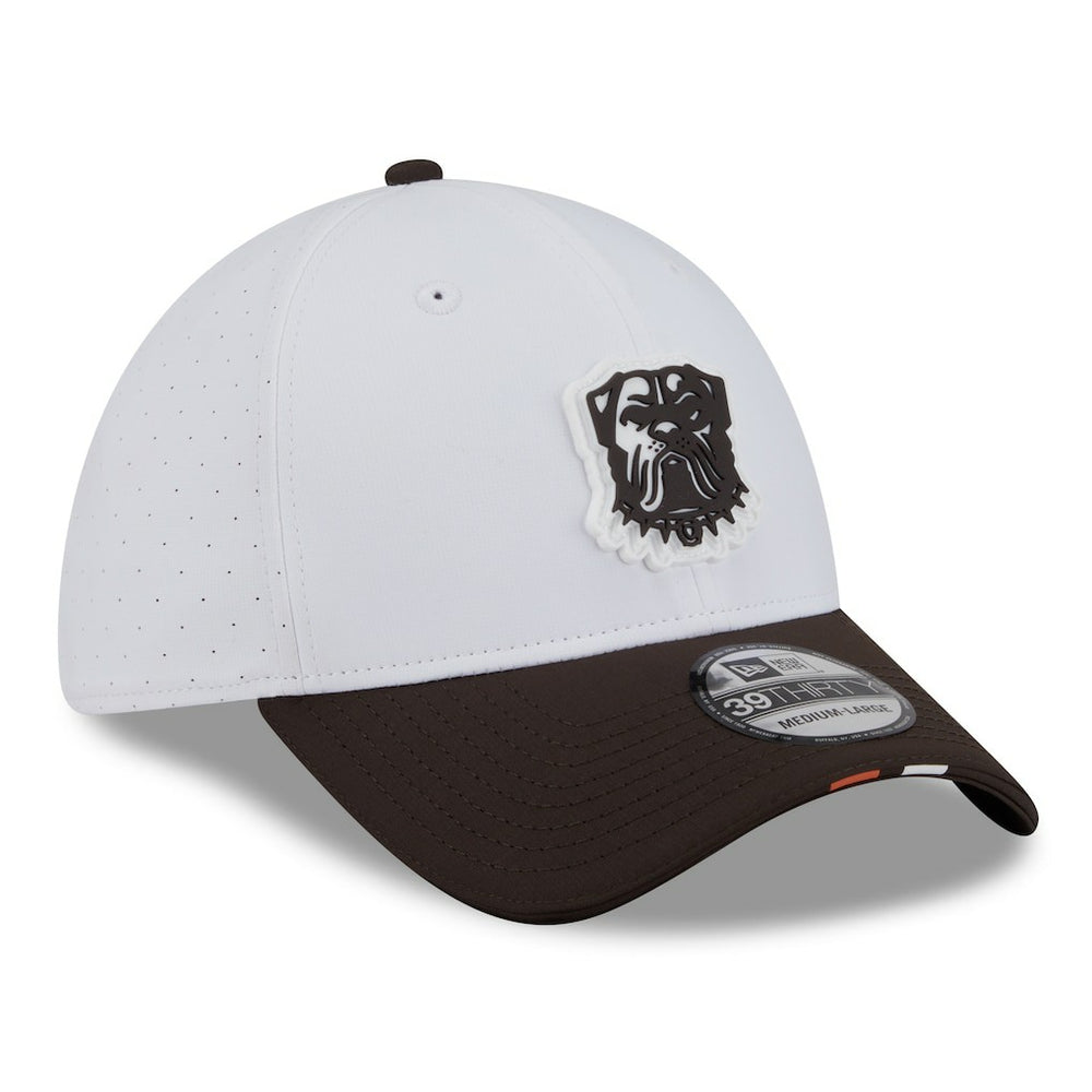 Cleveland Browns New Era 2025 NFL Training Camp 39THIRTY Flex Hat White/Brown