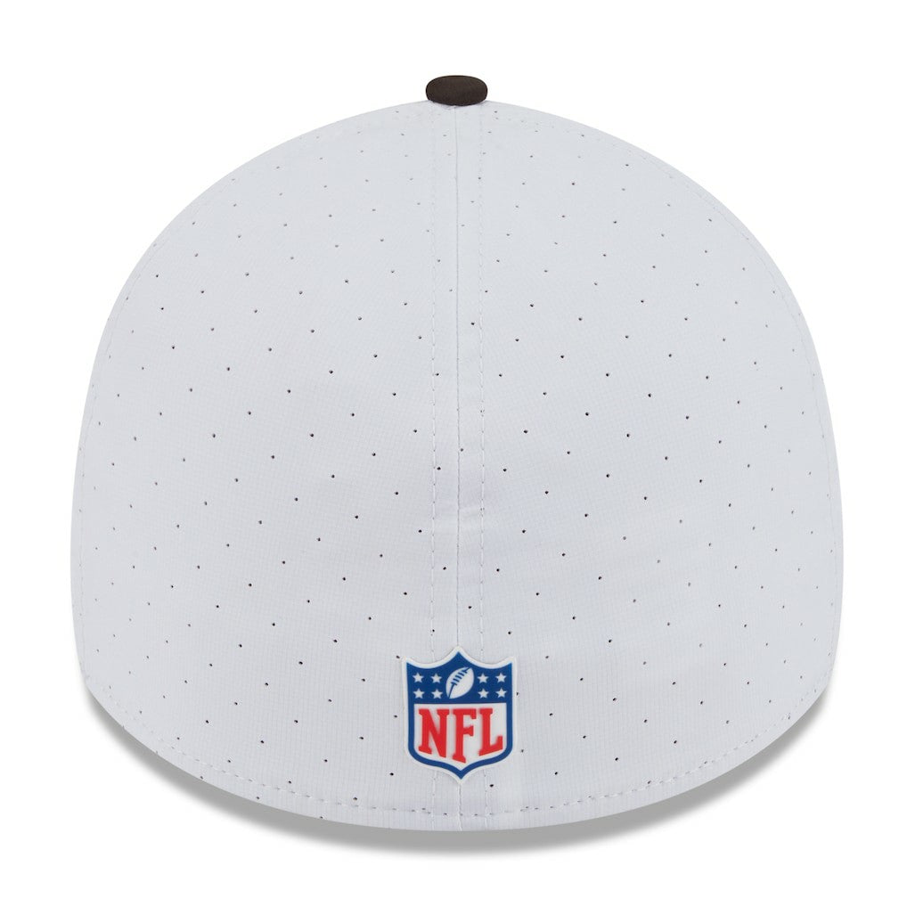 Cleveland Browns New Era 2025 NFL Training Camp Throwback Logo 39THIRTY Flex Hat White/Brown