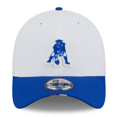New England Patriots New Era 2025 NFL Training Camp Throwback Logo 39THIRTY Flex Hat White/Royal