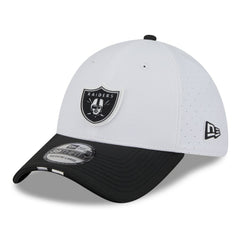 Las Vegas Raiders New Era 2025 NFL Training Camp 39THIRTY Flex Hat White/Black