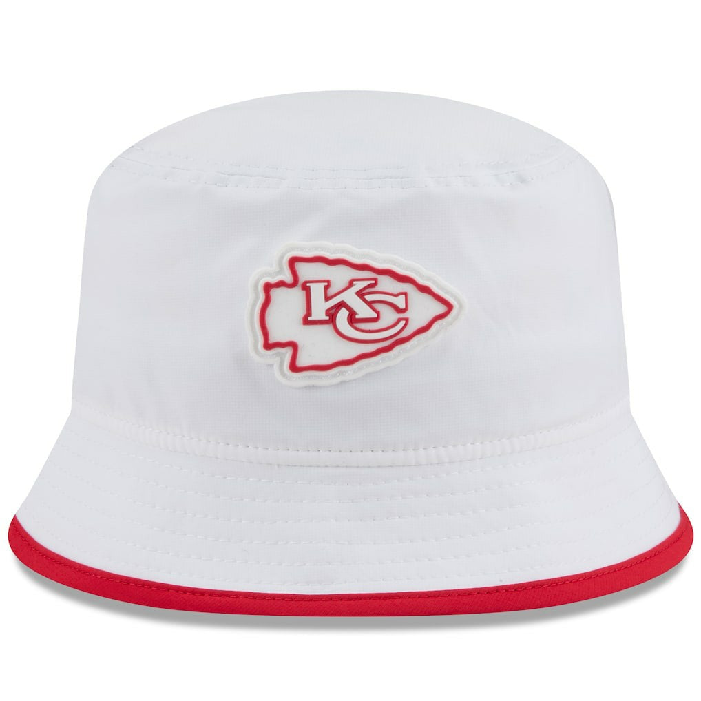 Kansas City Chiefs New Era 2025 NFL Training Camp Stretch Bucket Hat White