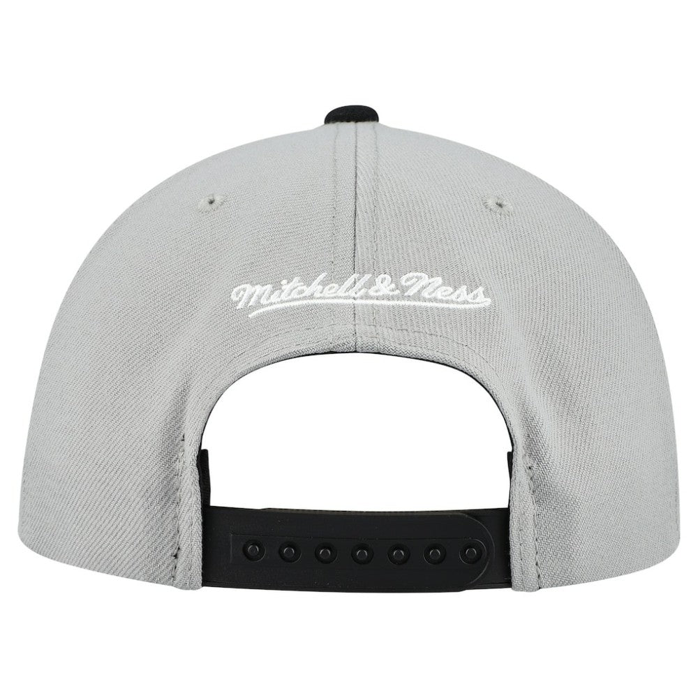 Pittsburgh Pirates Mitchell & Ness Cooperstown Collection Basic Flip Snapback Hat - Gray - Mitchell & Ness Lifestyle