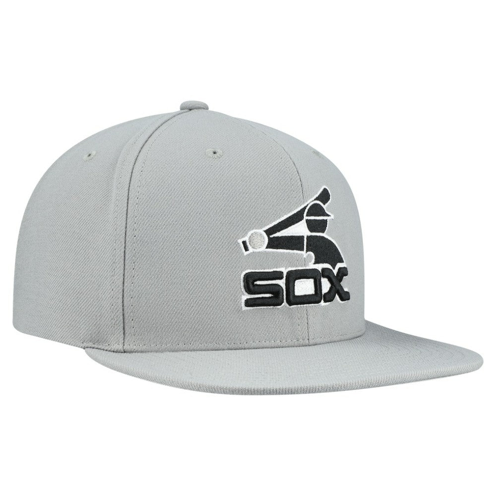 Chicago White Sox Mitchell & Ness Cooperstown Collection Basic Flip Snapback Hat - Gray - Mitchell & Ness Online