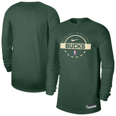 Milwaukee Bucks 2025/26 On-Court Flare Dri-FIT Practice Long Sleeve Tri-Blend T-Shirt Hunter Green | Nike Lifestyle