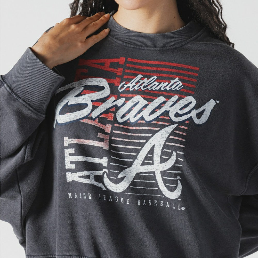 Atlanta Braves New Era Women's Boxy Mineral Wash Dolmen Sleeve Cropped Sweatshirt - Navy - New Era Discount