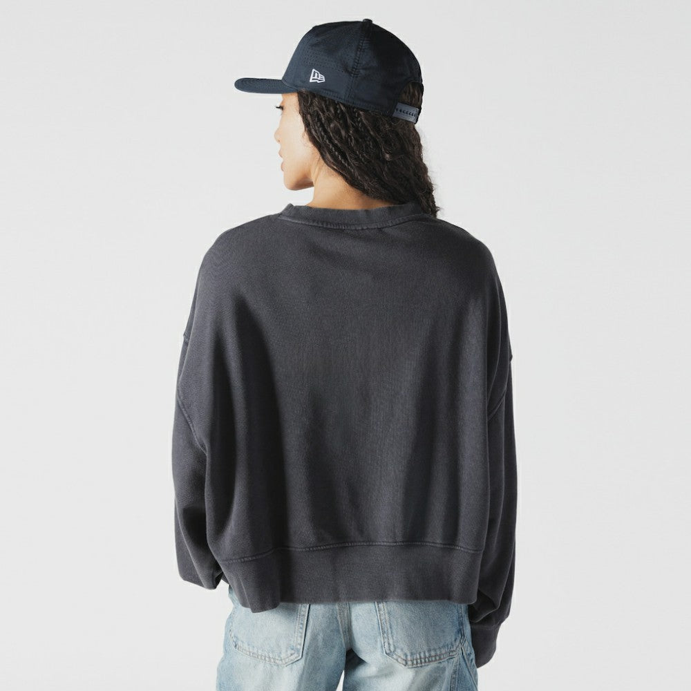 New York Yankees New Era Women's Boxy Mineral Wash Dolmen Sleeve Cropped Sweatshirt - Navy - New Era Lifestyle