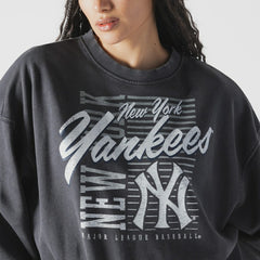New York Yankees New Era Women's Boxy Mineral Wash Dolmen Sleeve Cropped Sweatshirt - Navy - New Era Lifestyle