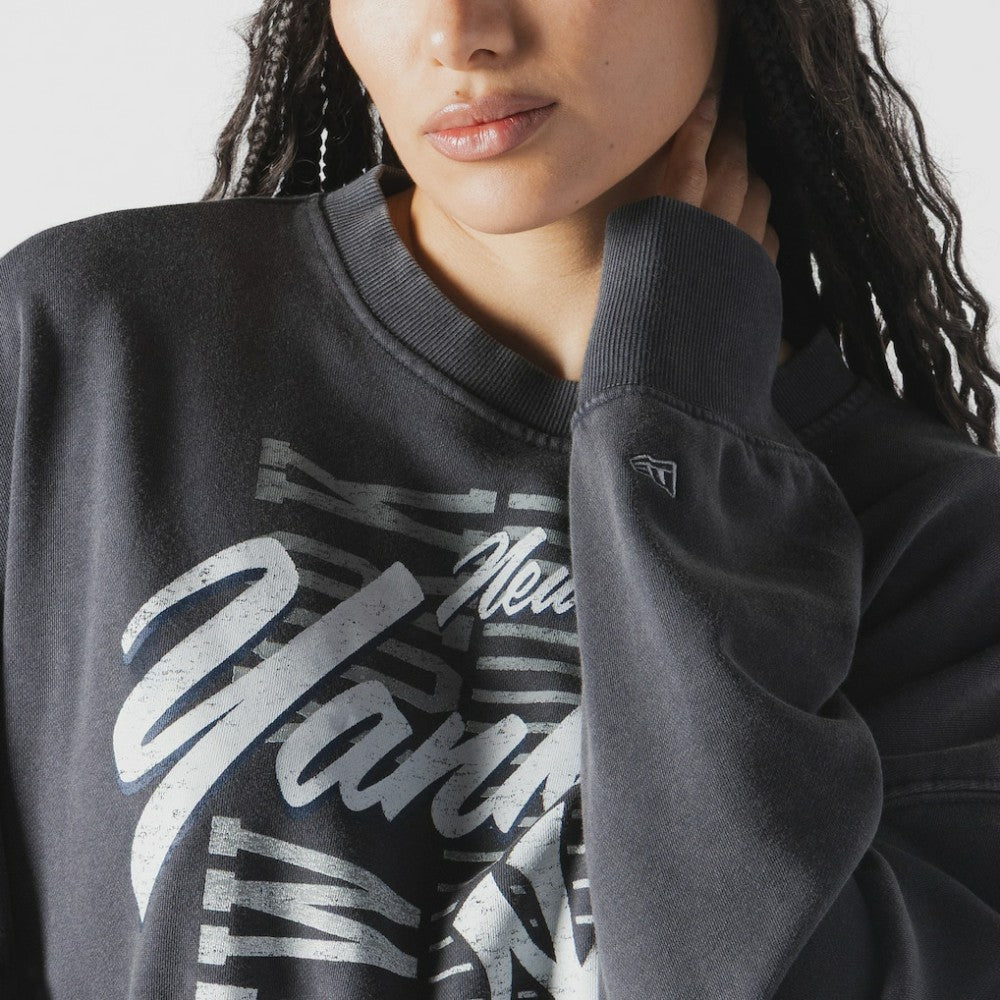 New York Yankees New Era Women's Boxy Mineral Wash Dolmen Sleeve Cropped Sweatshirt - Navy - New Era Lifestyle