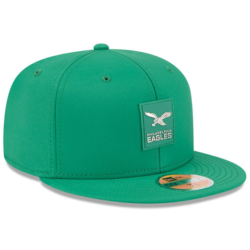 Philadelphia Eagles New Era 2025 Sideline Throwback 59FIFTY Fitted Hat Kelly Green