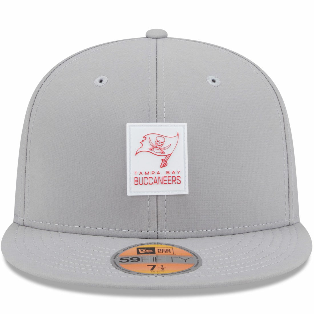 Tampa Bay Buccaneers New Era 2025 Sideline 59FIFTY Fitted Hat Gray