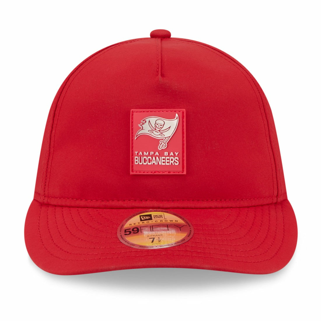 Tampa Bay Buccaneers New Era 2025 Sideline Retro Crown 59FIFTY Fitted Hat Red