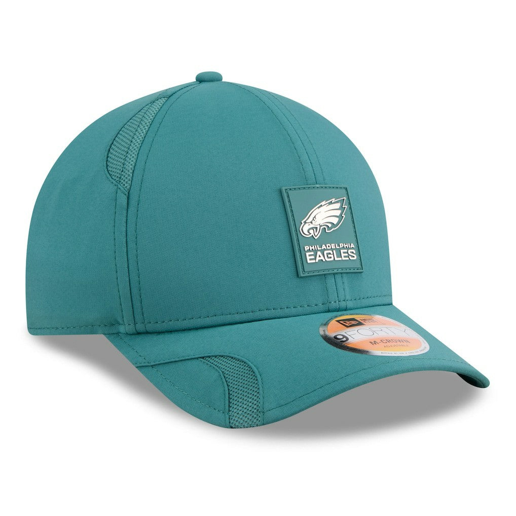 Philadelphia Eagles New Era 2025 Sideline M-Crown 9FORTY Adjustable Hat Midnight Green