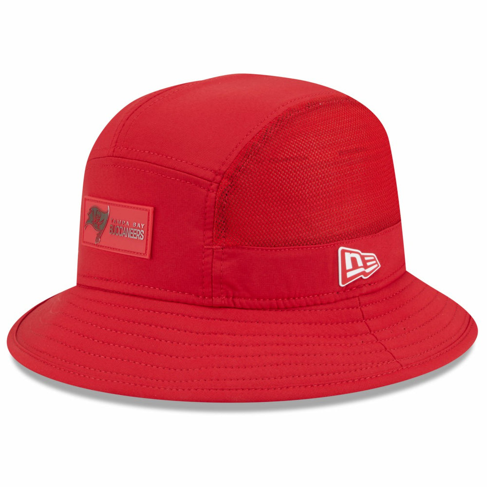 Tampa Bay Buccaneers New Era 2025 Sideline Bucket Hat Red