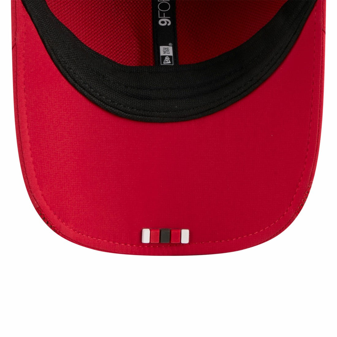 Tampa Bay Buccaneers New Era Youth 2025 Sideline M-Crown 9FORTY Adjustable Hat Red