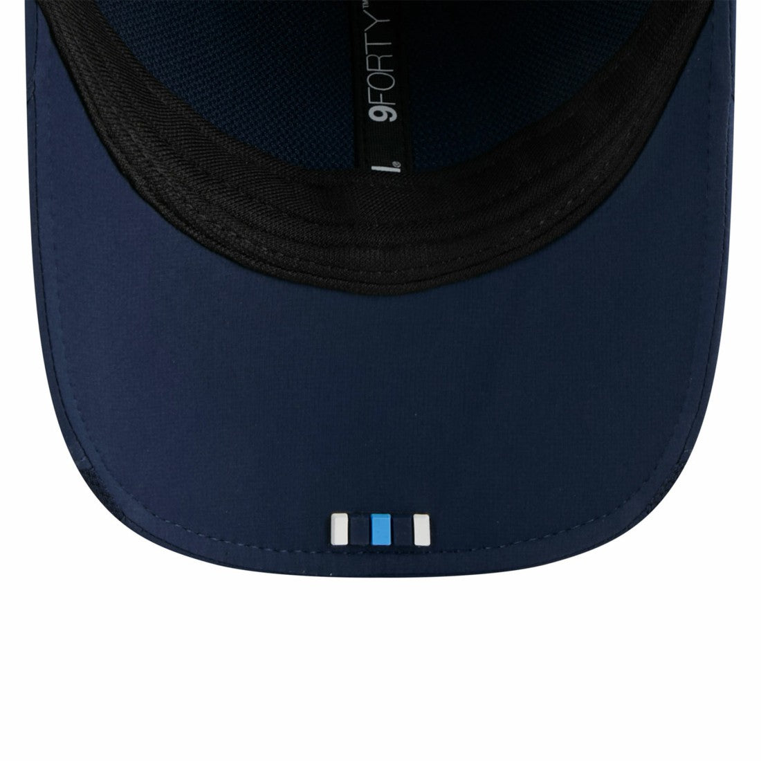 Tennessee Titans New Era Youth 2025 Sideline 9FORTY Adjustable Hat Navy