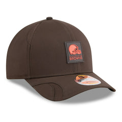 Cleveland Browns New Era Youth 2025 Sideline 9FORTY Adjustable Hat Brown