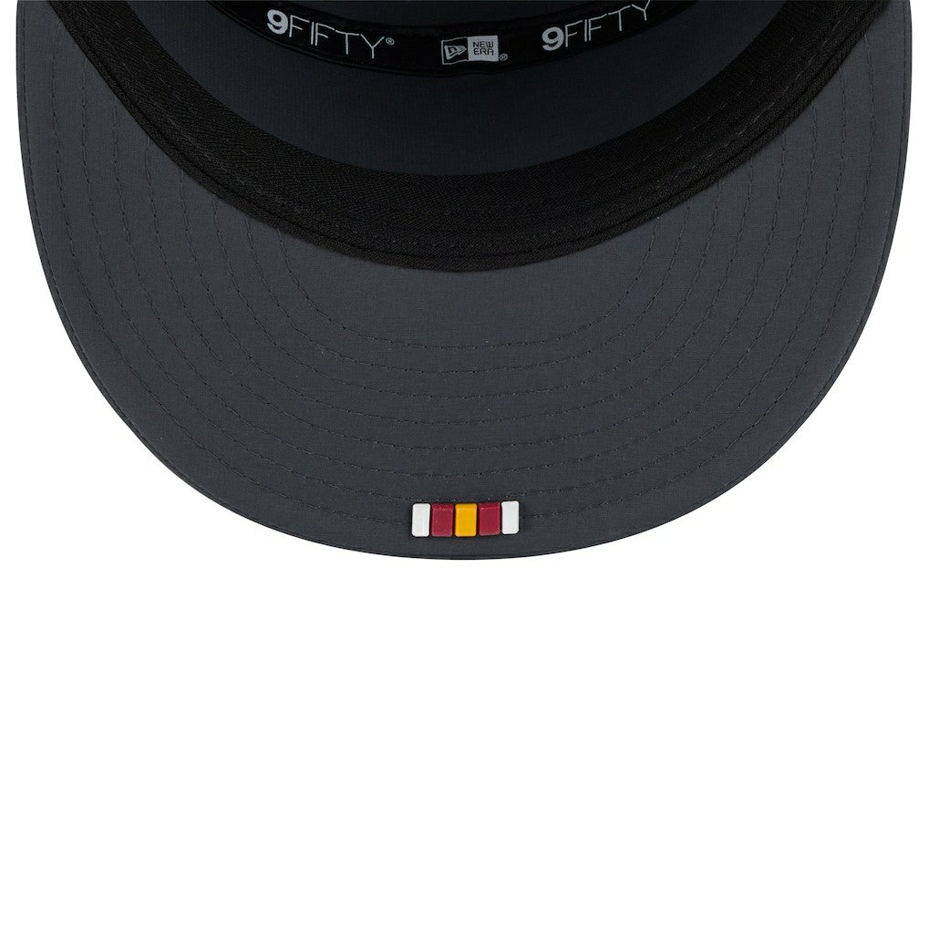 Washington Commanders New Era 2025 Sideline Cold Weather Split Panel 9FIFTY Snapback Hat Charcoal