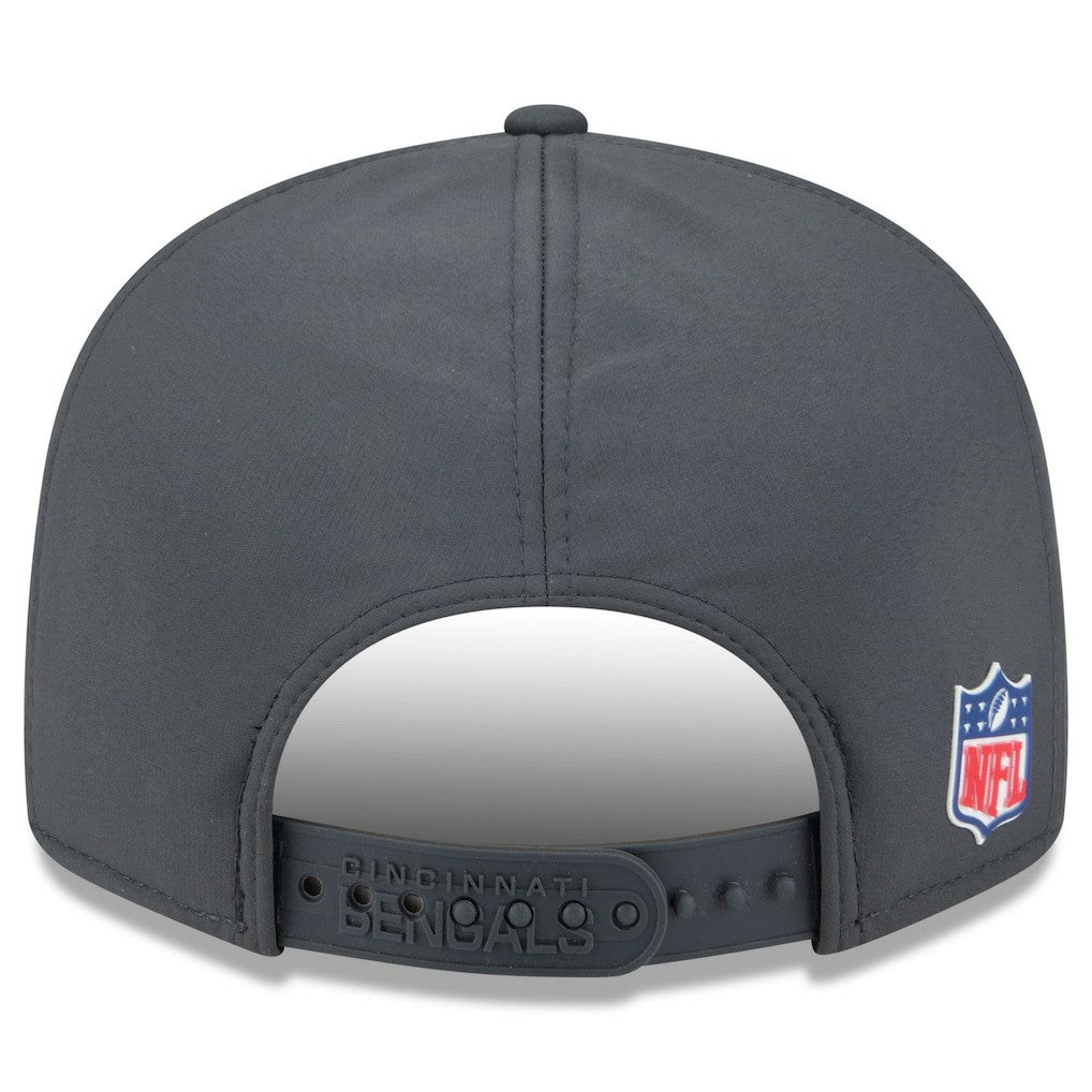 Cincinnati Bengals New Era 2025 Sideline Cold Weather Split Panel 9FIFTY Snapback Hat Charcoal