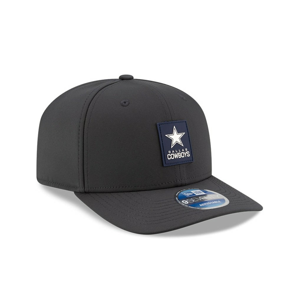 Dallas Cowboys New Era 2025 Sideline Cold Weather 9SEVENTY Adjustable Hat Charcoal