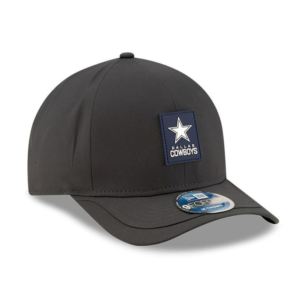 Dallas Cowboys New Era 2025 Sideline Cold Weather 9FORTY M-Crown Adjustable Hat Charcoal