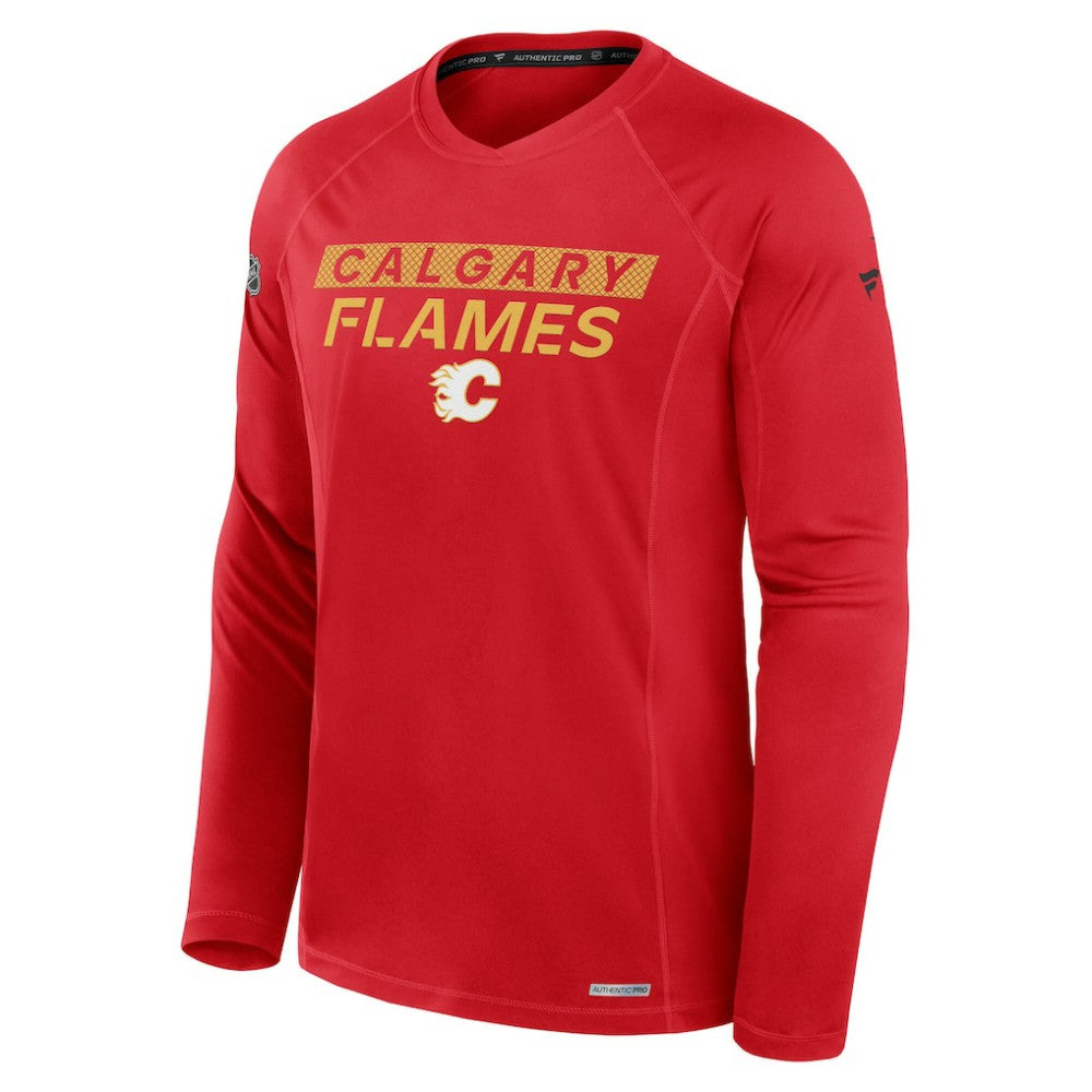 Calgary Flames Fanatics Authentic Pro Rink Tech Raglan Long Sleeve T-Shirt - Red - NHL 202688461