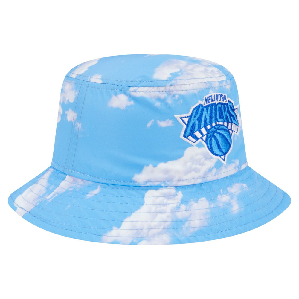 New York Knicks Summer Sun and Storm Reversible Bucket Hat Black/Light Blue | New Era Lifestyle