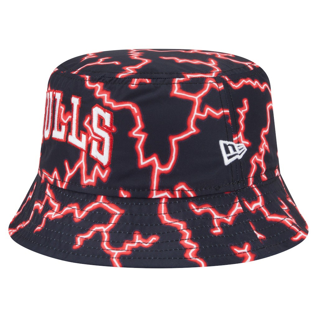 Chicago Bulls Summer Sun and Storm Reversible Bucket Hat Black/Light Blue | New Era for sale