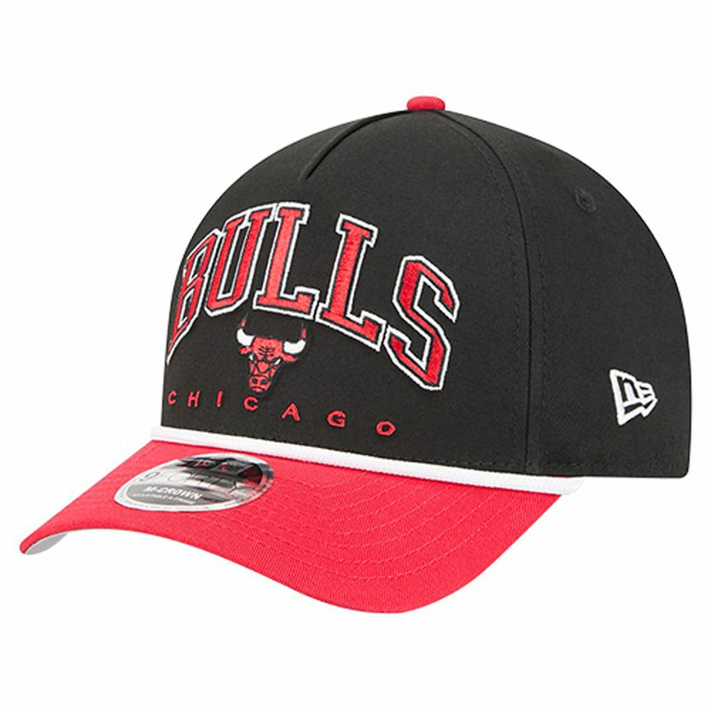 Chicago Bulls Bold Arch COOLERA 9FORTY A-Frame M-Crown Adjustable Hat Black | New Era US