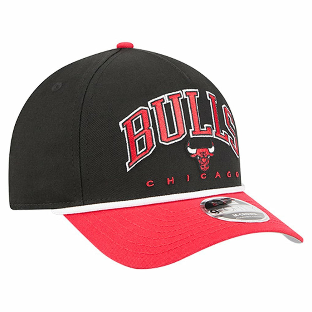 Chicago Bulls Bold Arch COOLERA 9FORTY A-Frame M-Crown Adjustable Hat Black | New Era US
