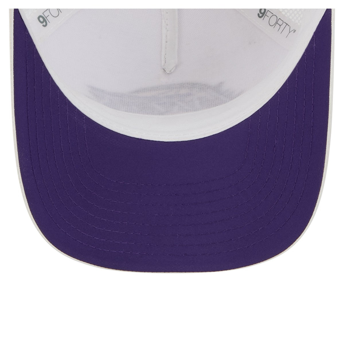 Los Angeles Lakers Featherweight Team Tape 9FORTY M-Crown A-Frame Adjustable Hat White | New Era