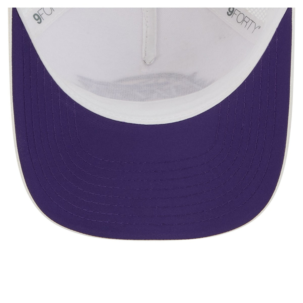 Los Angeles Lakers Featherweight Team Tape 9FORTY M-Crown A-Frame Adjustable Hat White | New Era