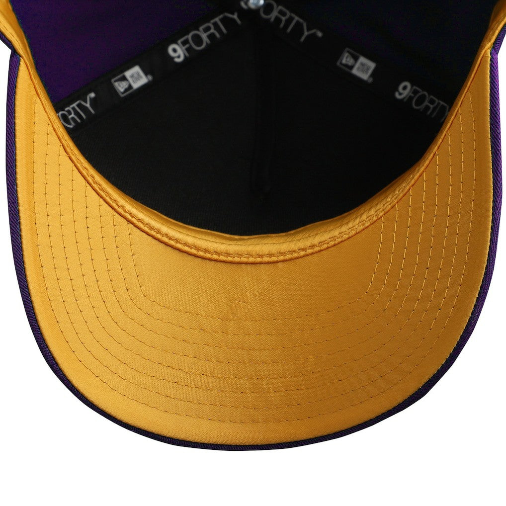 Minnesota Vikings New Era Women's Metallic 9FORTY M-Crown A-Frame Adjustable Hat Purple