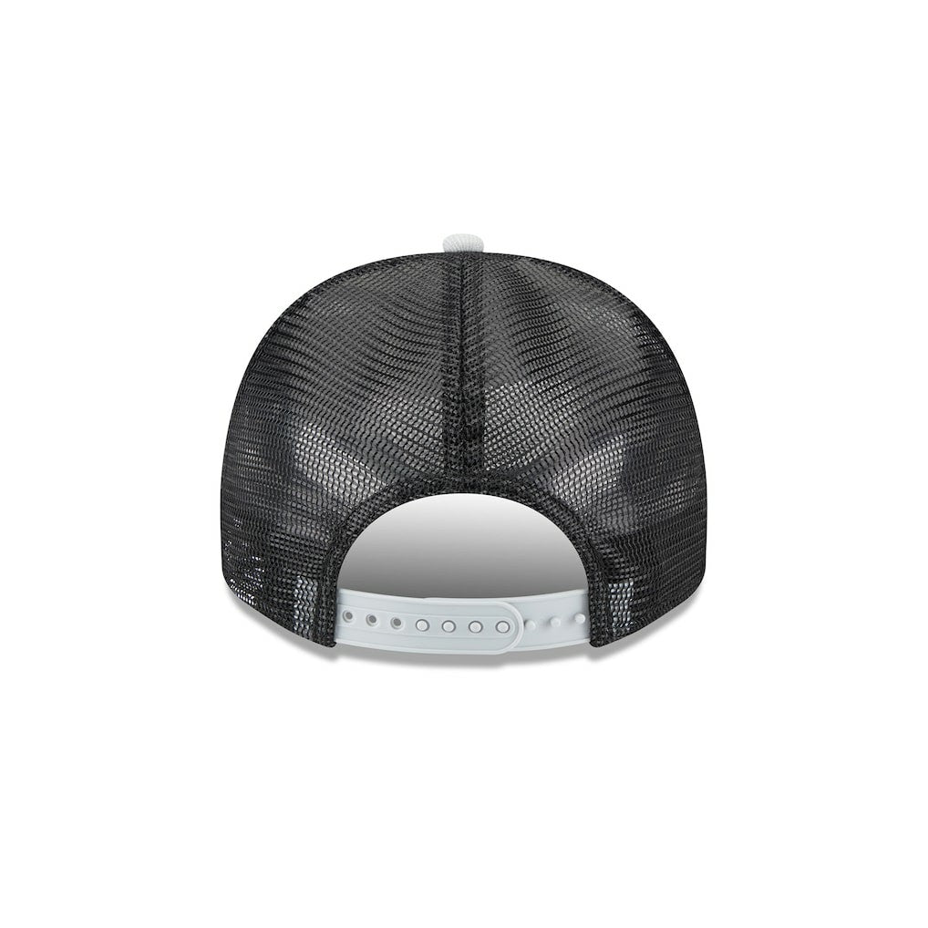 Las Vegas Raiders New Era Banner A-Frame 9FIFTY Trucker Snapback Hat Cream/Black