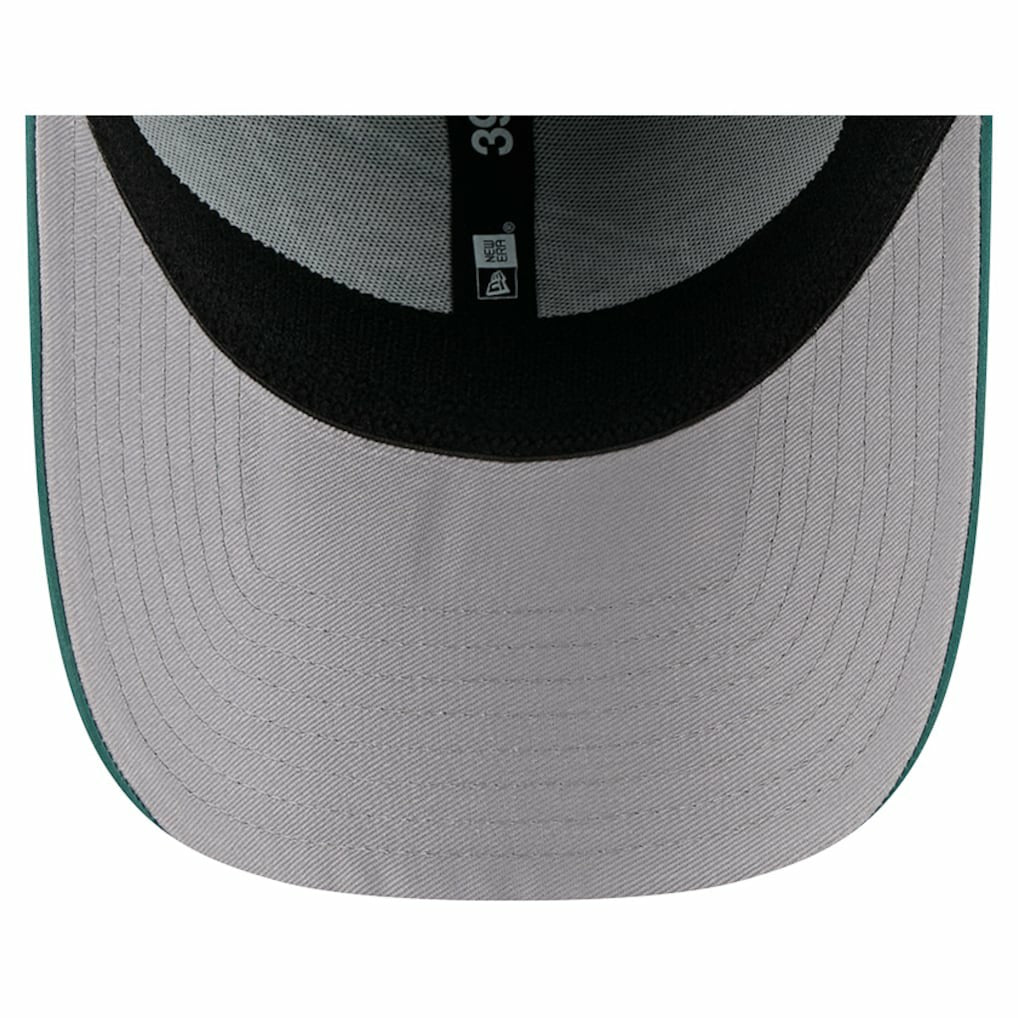 Philadelphia Eagles New Era Outline 39THIRTY Flex Hat Midnight Green