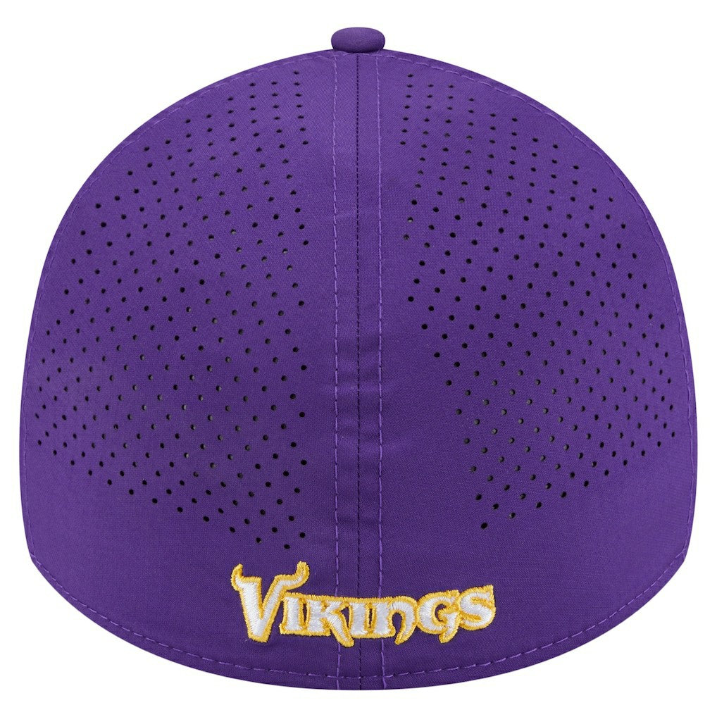 Minnesota Vikings New Era Perforated 39THIRTY Flex Hat Purple