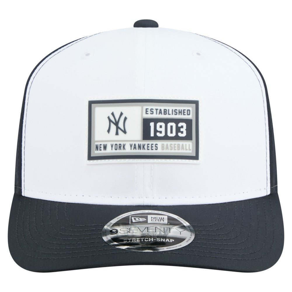 New York Yankees New Era Established Patch 9SEVENTY Adjustable Hat - White/Navy - New Era on Sale
