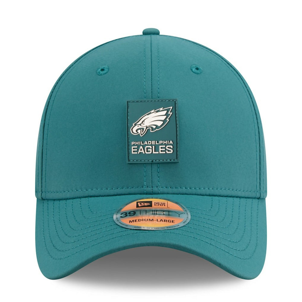 Philadelphia Eagles New Era 2025 Sideline 39THIRTY Flex Hat Midnight Green