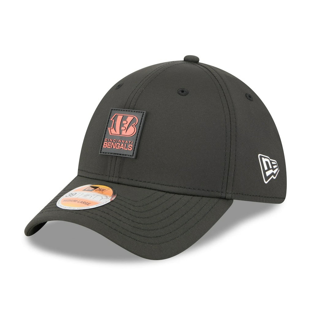Cincinnati Bengals New Era 2025 Sideline 39THIRTY Flex Hat Black