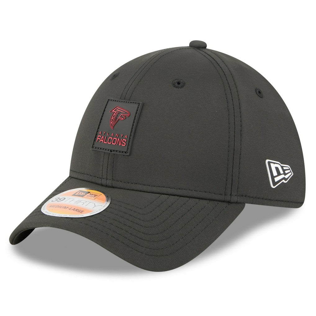 Atlanta Falcons New Era 2025 Sideline 39THIRTY Flex Hat Black
