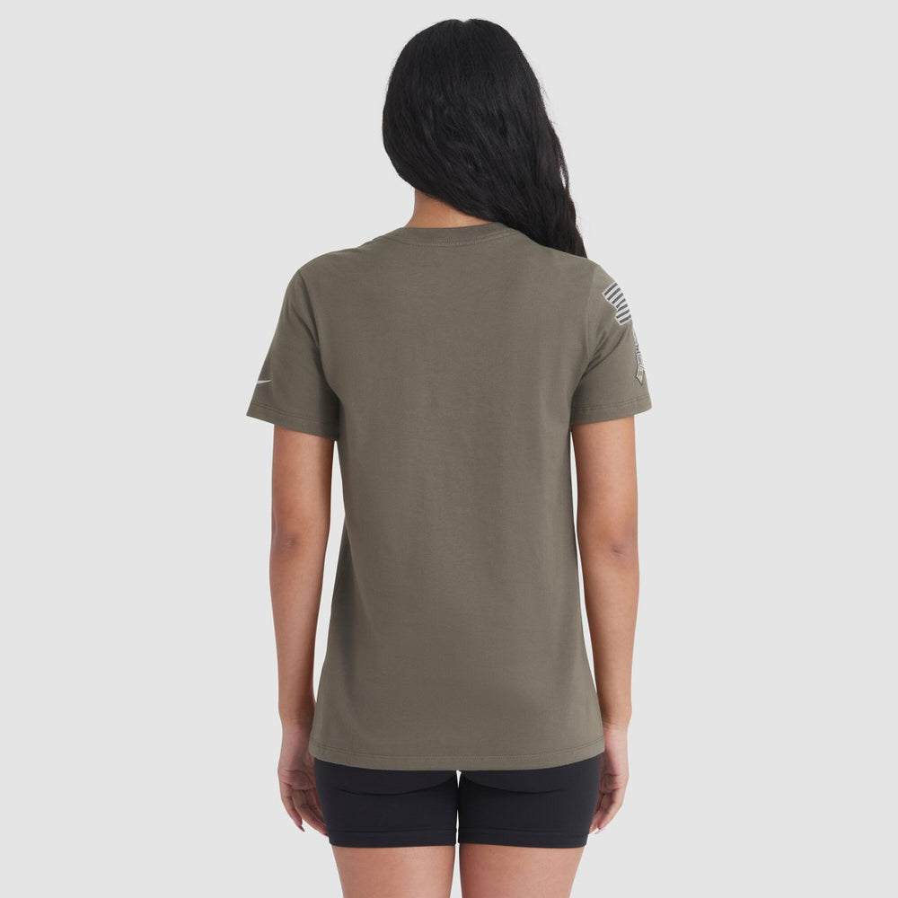 Nike Tampa Bay Buccaneers Women's 2025 Salute to Service Sideline T-Shirt Olive